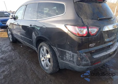 2014 Chevrolet Traverse 1Lt z USA, uszkodzony, nr VIN 1GNKVGKD4EG337148